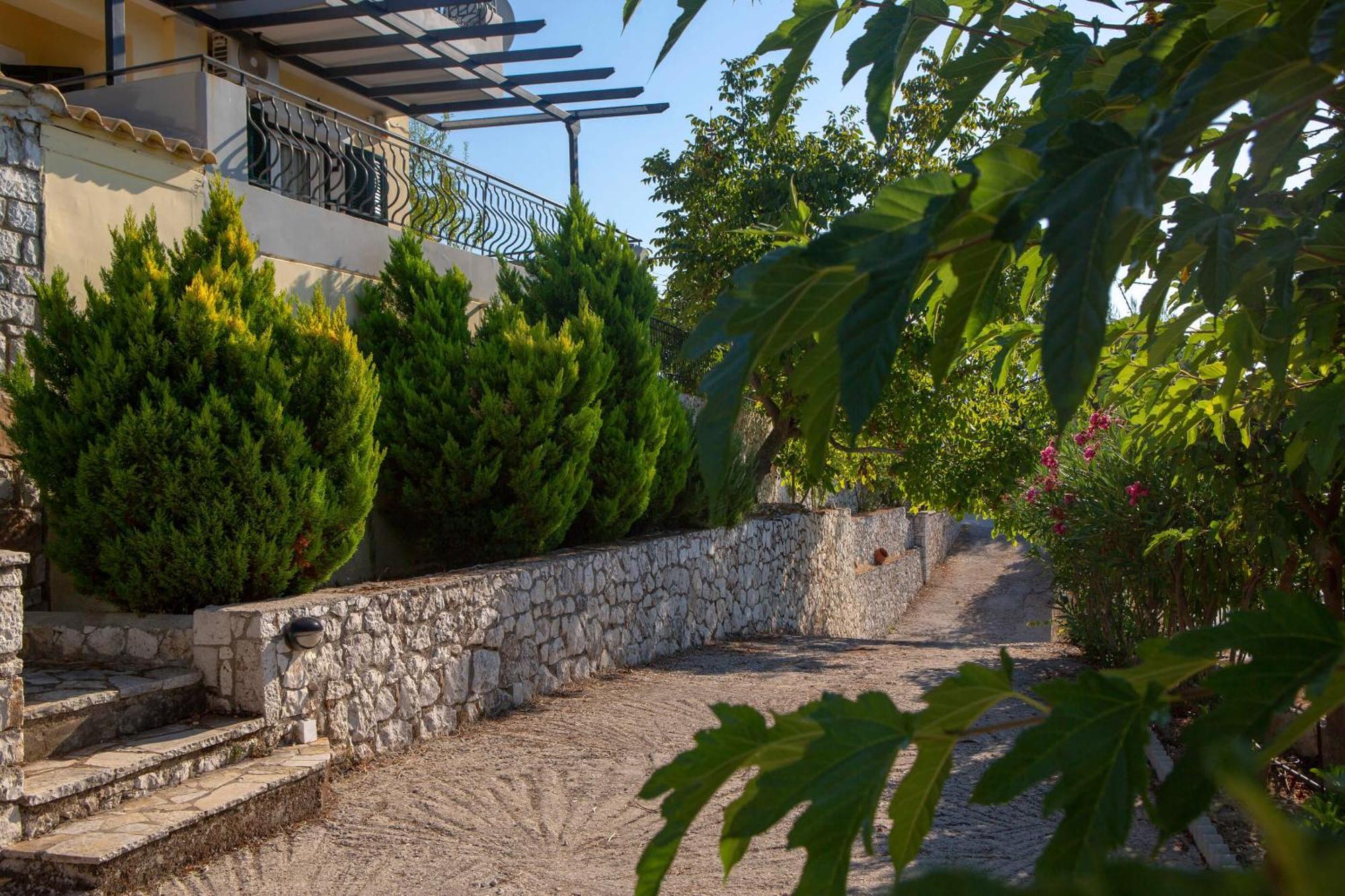 Natura Villas Drymon エクステリア 写真